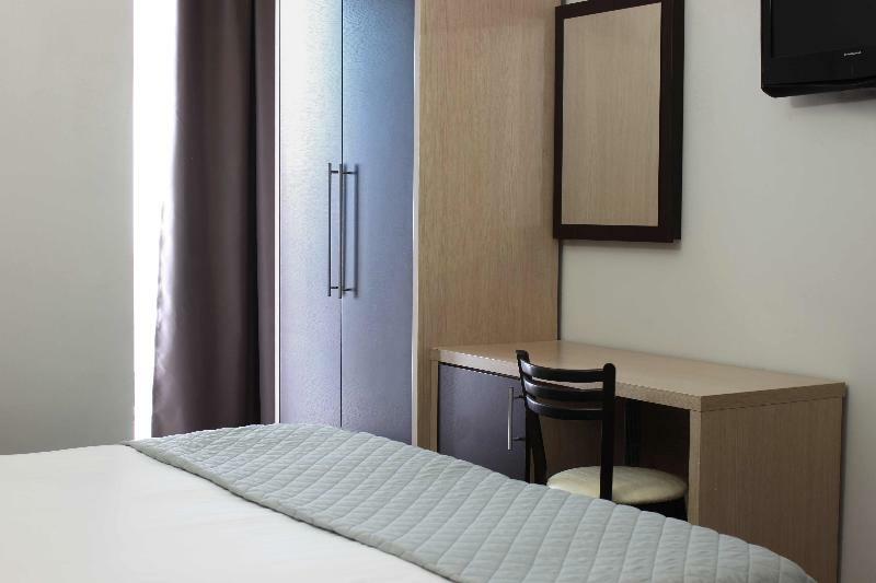 C-Hotels Aiglon Ріміні Екстер'єр фото